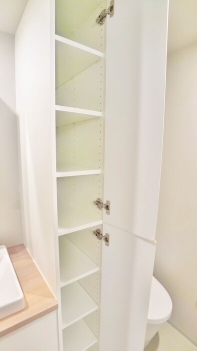 物件内観写真21　(収納)