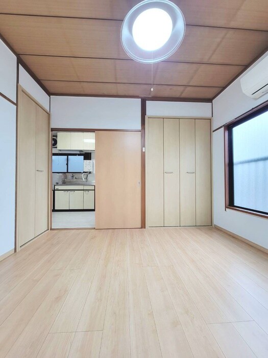 物件内観写真22　(居室)