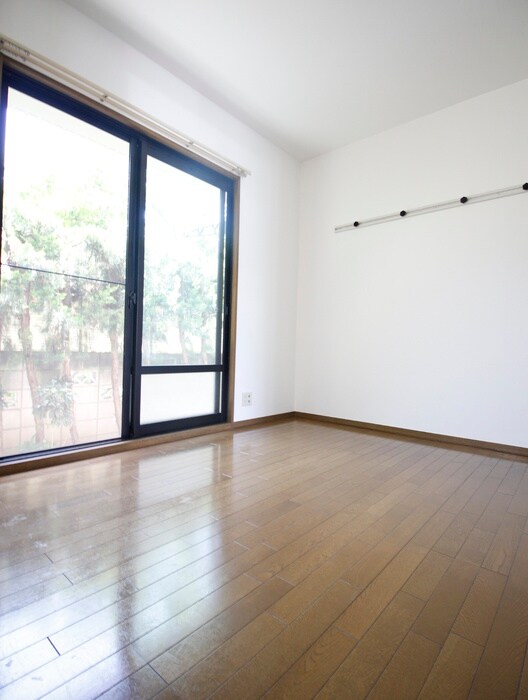 物件内観写真17　(居室)