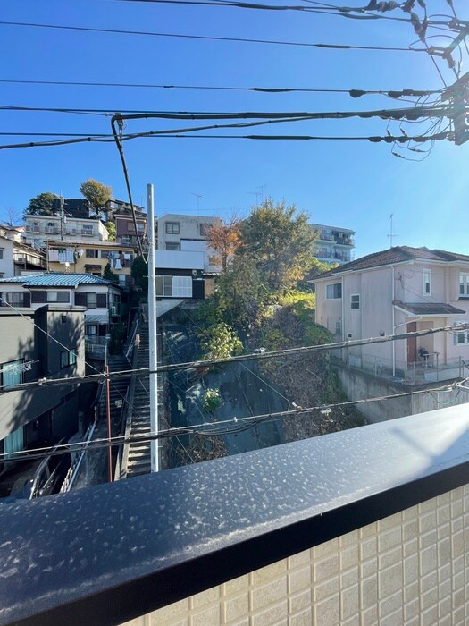 物件内観写真16　(室内からの展望)