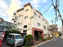 イズミマンションの外観写真