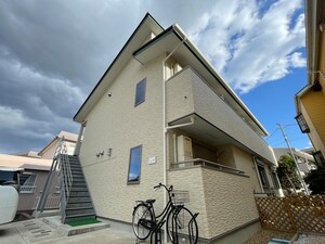 グレイシャス仲町台外観写真
