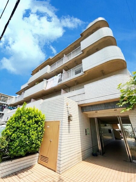 ジュネス・ソネ外観写真