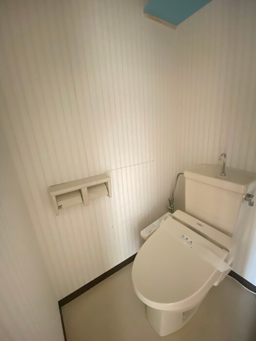 物件内観写真13　(トイレ)