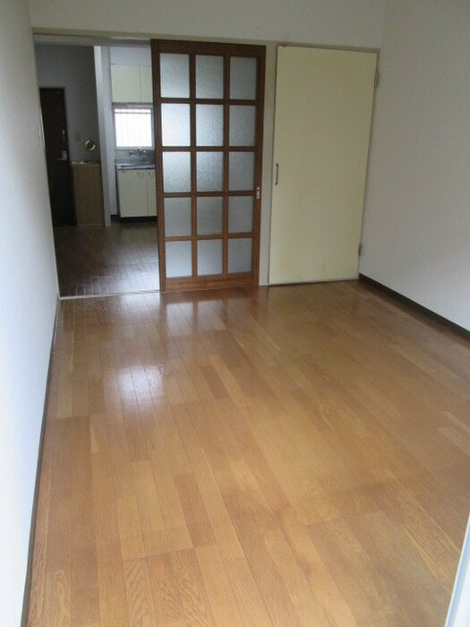 物件内観写真15　(居室)