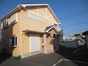 ラカ－ザコ－モダⅡ外観写真