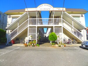 パ－クハイツ外観写真