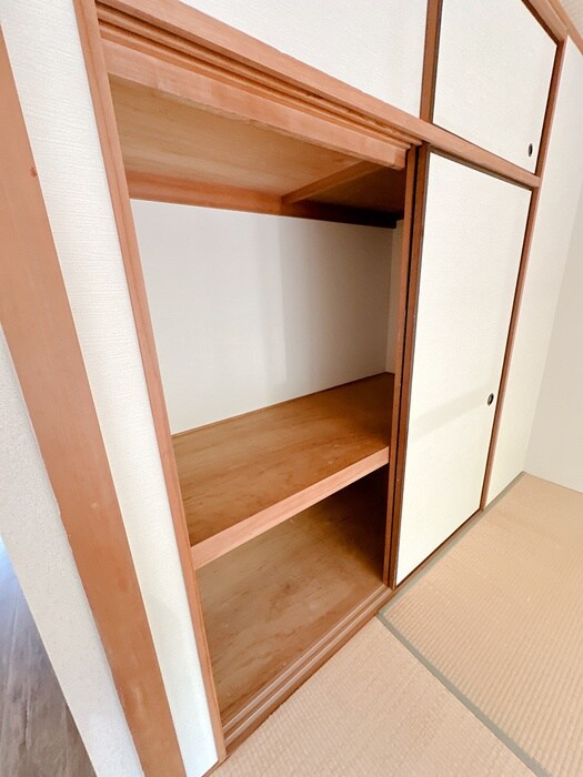 物件内観写真10　(収納)