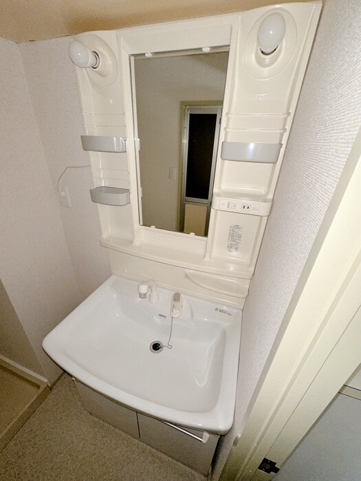 物件内観写真13　(洗面)