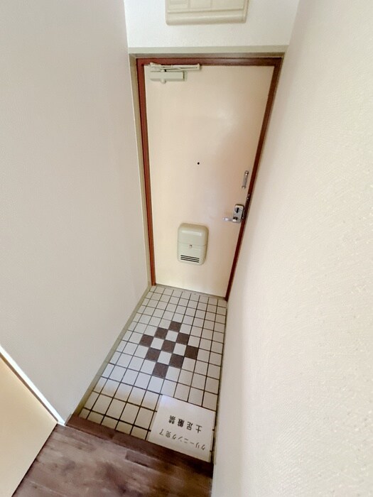 物件内観写真21　(玄関)