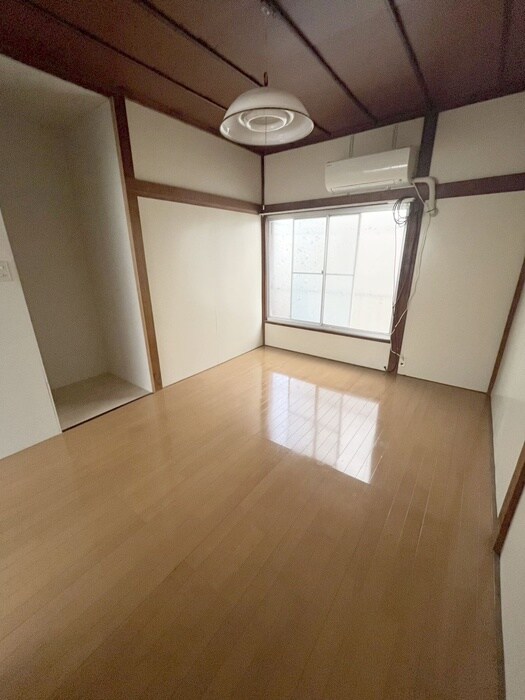 物件内観写真4　(居室)