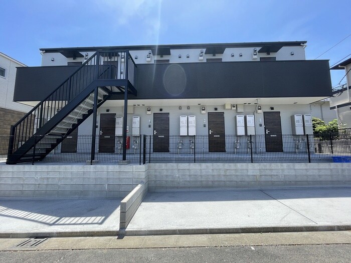 物件外観写真1　(外観写真)