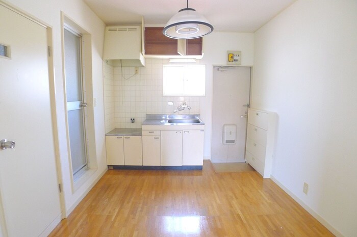 物件内観写真6　(居室)