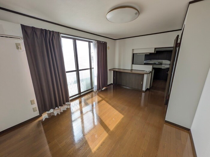 物件内観写真6　(居室)