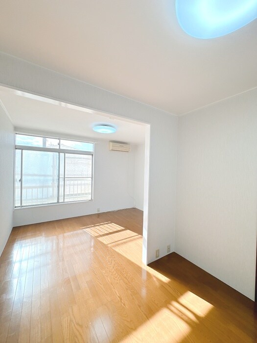 物件内観写真18　(居室)