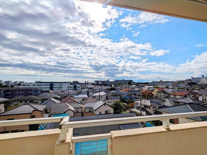 物件内観写真21　(室内からの展望)