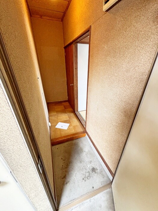 物件内観写真10　(廊下)