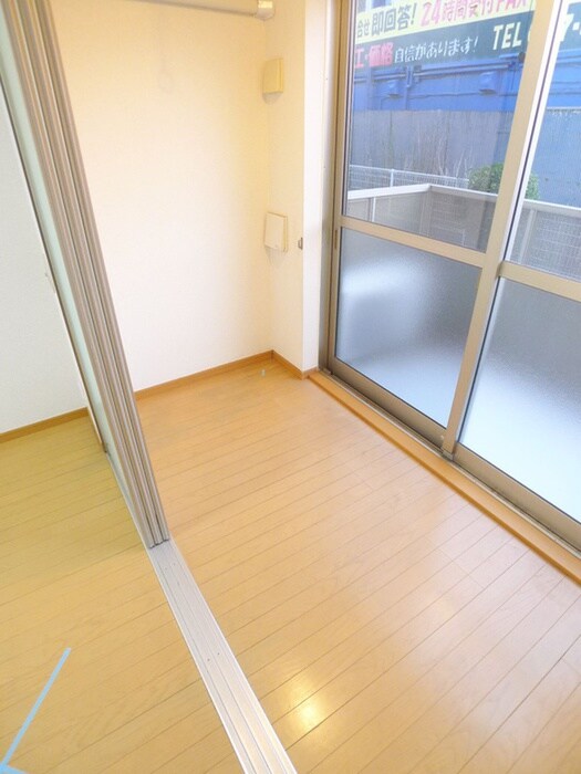 物件内観写真11　(居室)