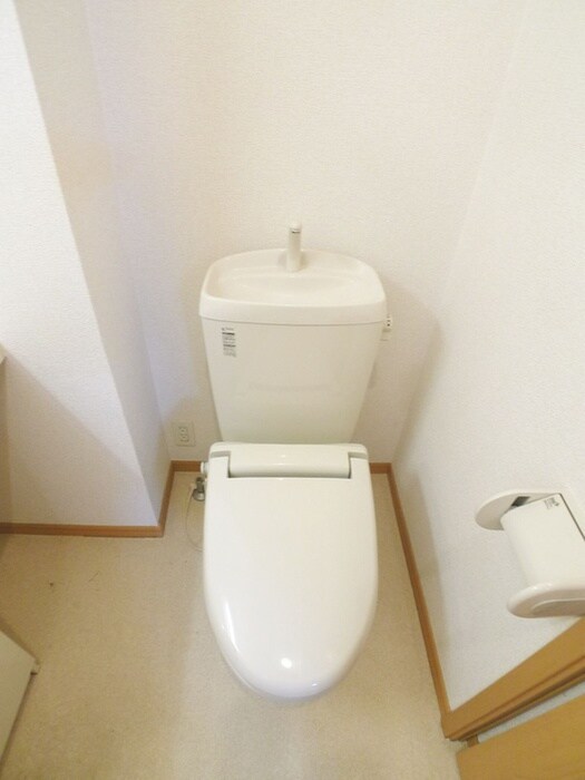 物件内観写真16　(トイレ)