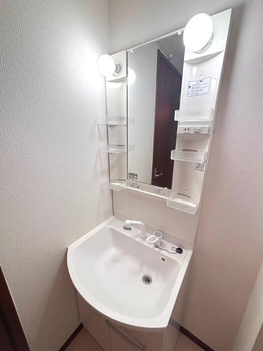 物件内観写真13　(洗面)