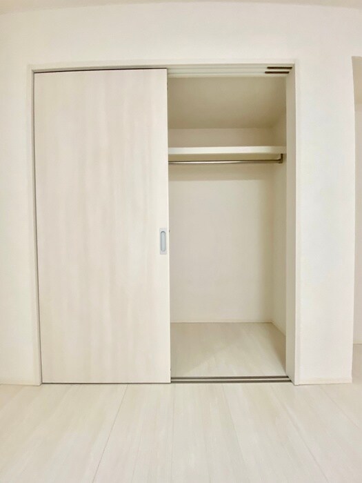 物件内観写真16　(収納)