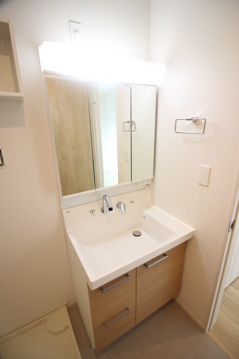 物件内観写真10　(洗面)