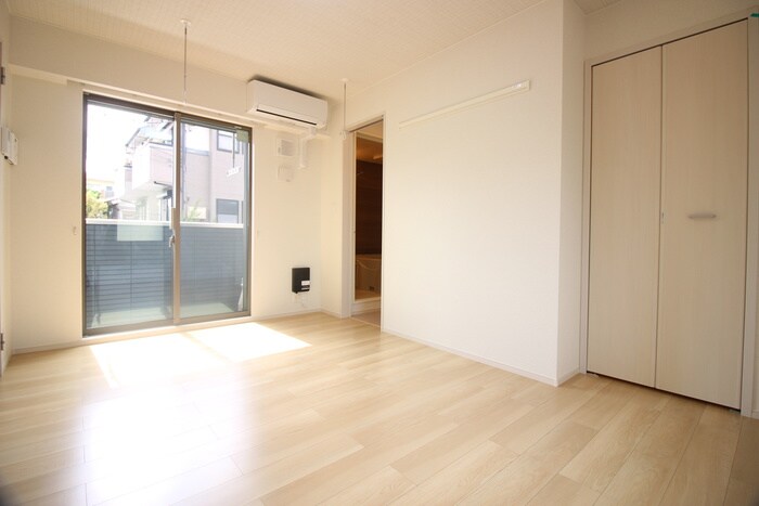 物件内観写真19　(居室)