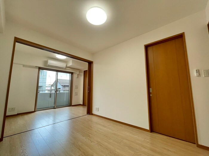 物件内観写真7　(居室)