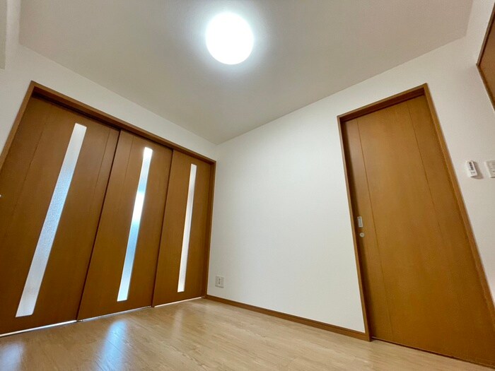物件内観写真10　(居室)
