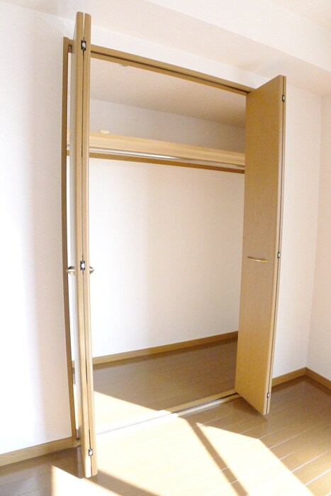 物件内観写真10　(収納)