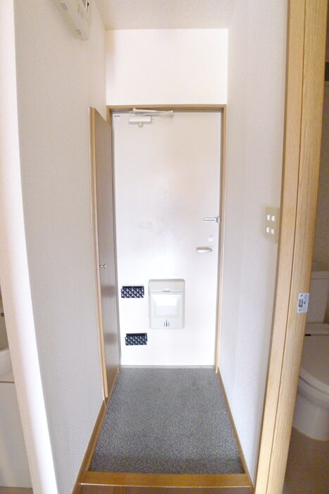 物件内観写真22　(玄関)