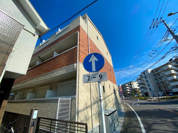 物件外観写真2　(外観写真)