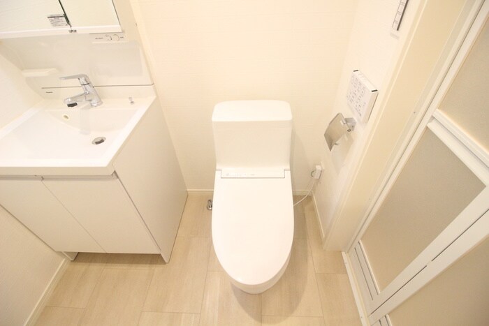 物件内観写真11　(トイレ)