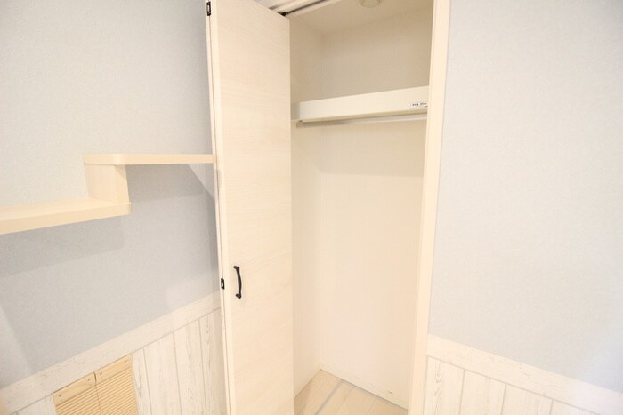物件内観写真13　(収納)