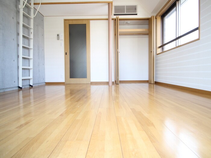 物件内観写真7　(居室)