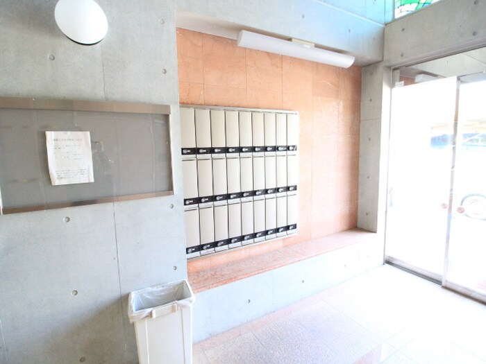 物件外観写真4　(建物設備)