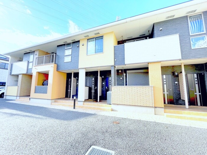 物件外観写真1　(外観写真)