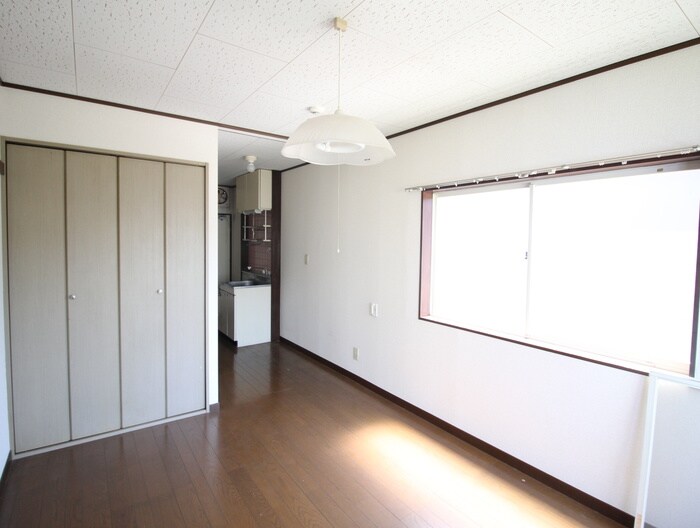 物件内観写真7　(居室)