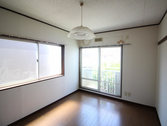 物件内観写真9　(居室)