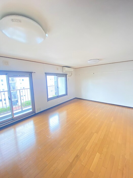 物件内観写真14　(居室)