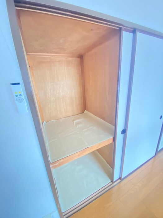 物件内観写真21　(収納)