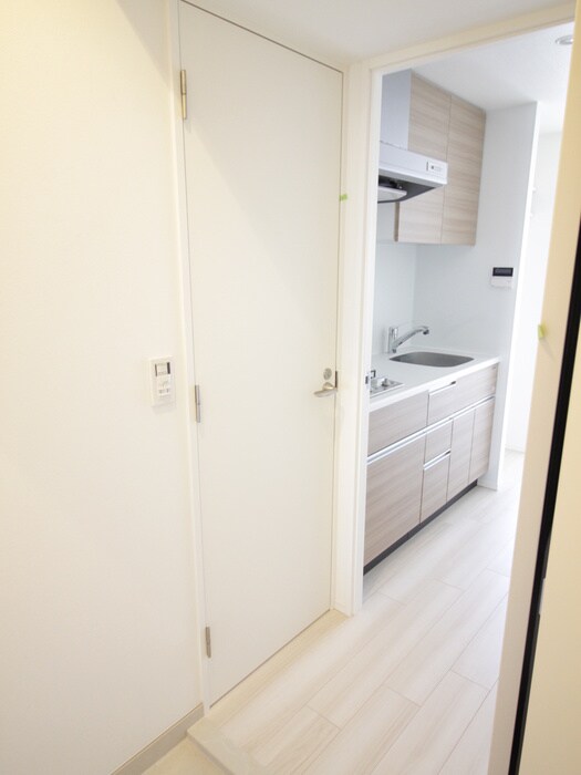 物件内観写真7　(廊下)