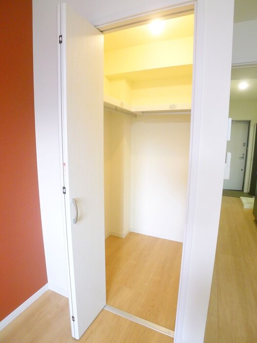 物件内観写真10　(収納)