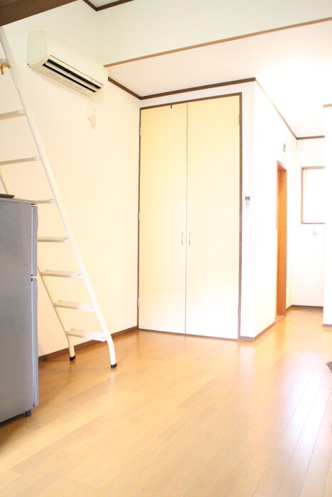 物件内観写真22　(居室)