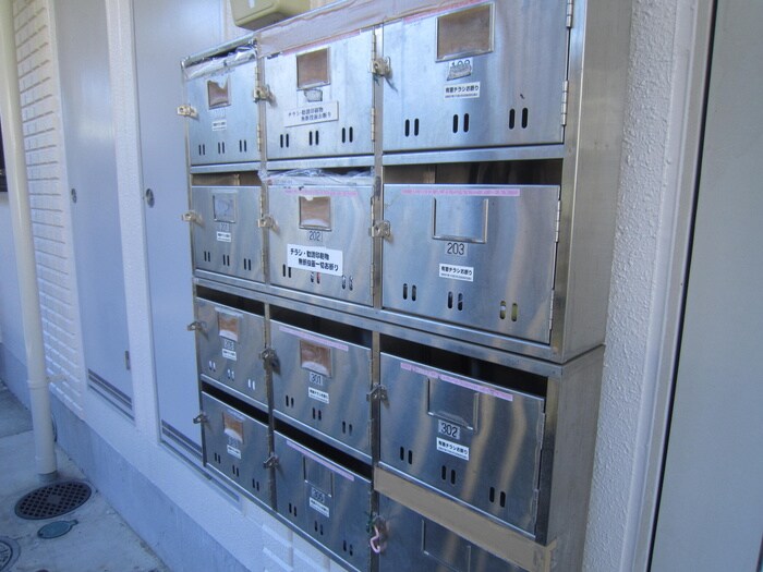 物件外観写真6　(建物設備)