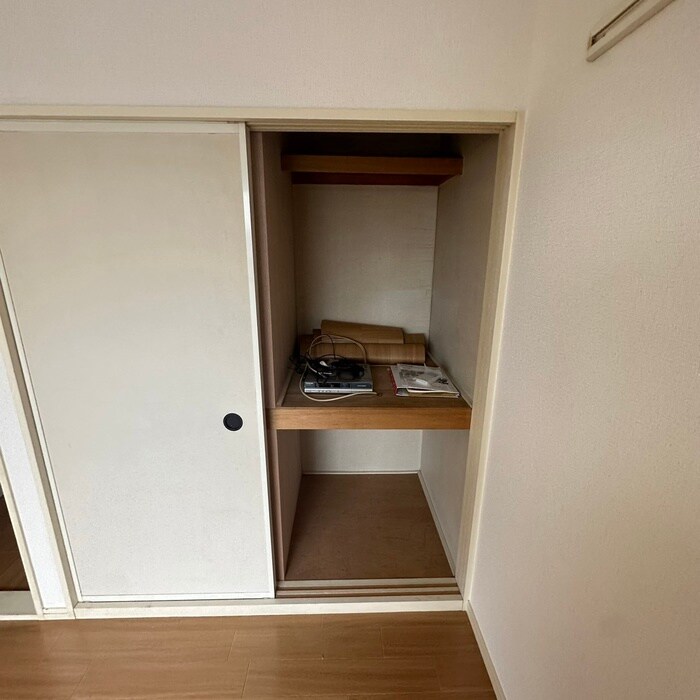 物件内観写真16　(収納)