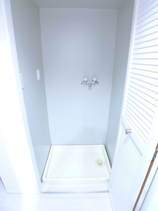 物件内観写真19　(洗濯機置場)