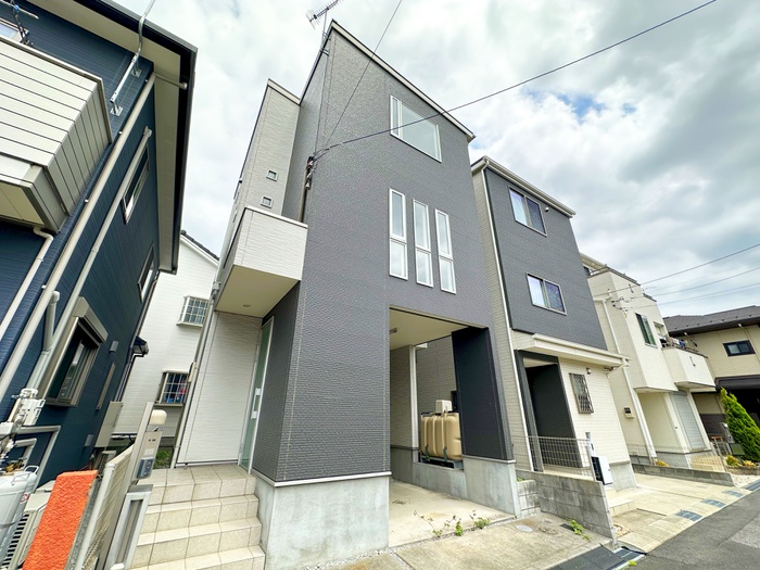 草加市手代１丁目戸建