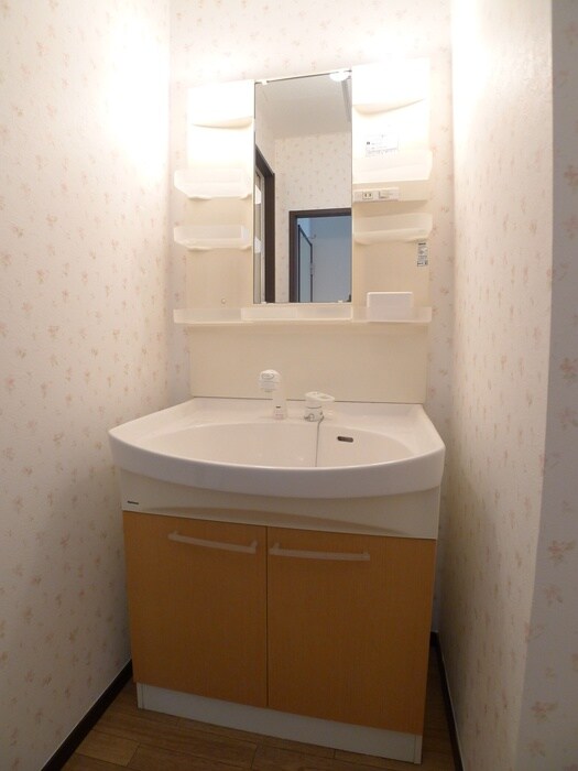 物件内観写真14　(洗面)