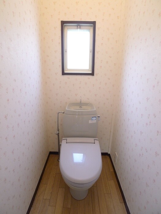 物件内観写真16　(トイレ)